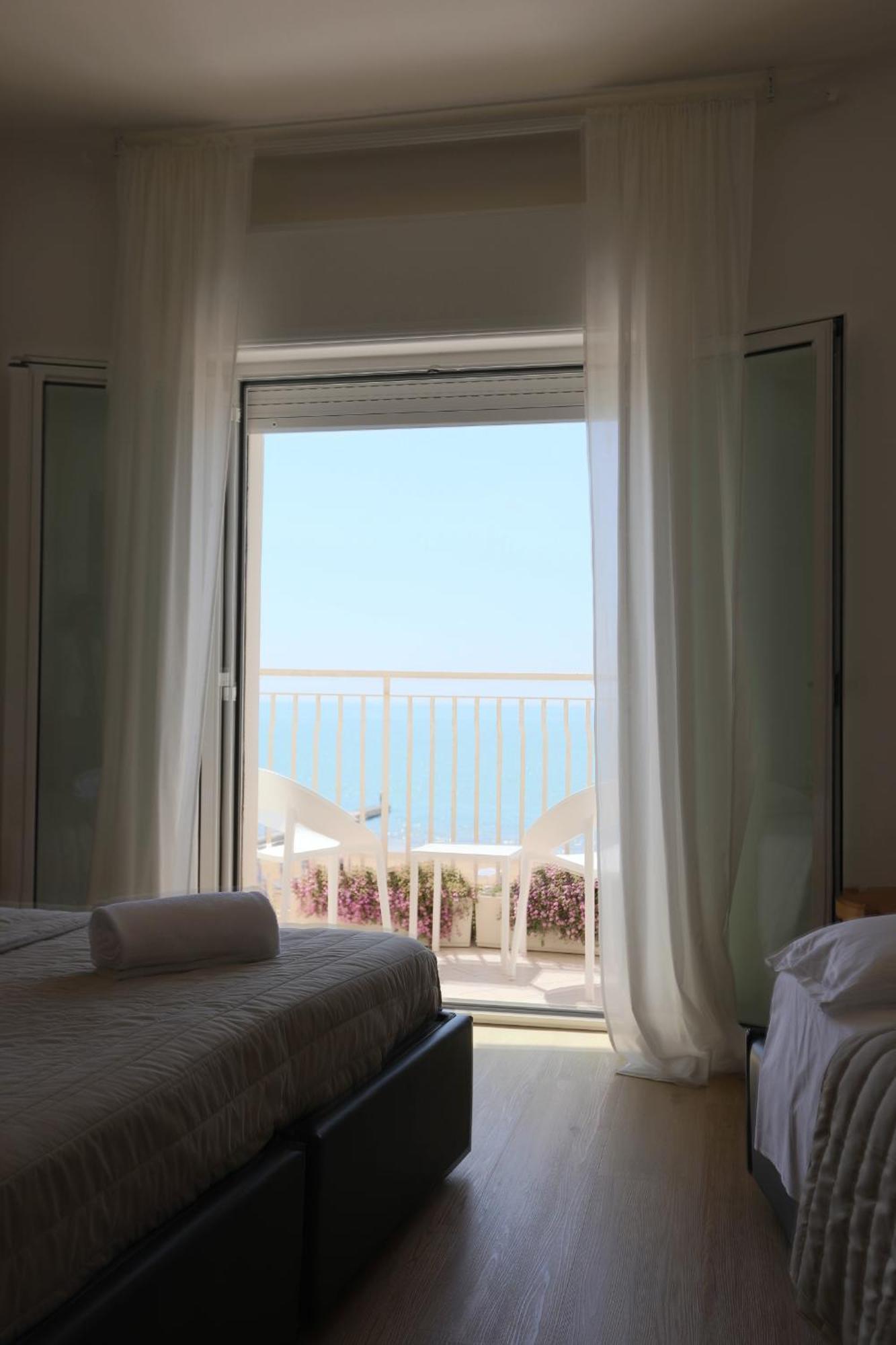 לידו די ג'סולו Hotel Concordia מראה חיצוני תמונה